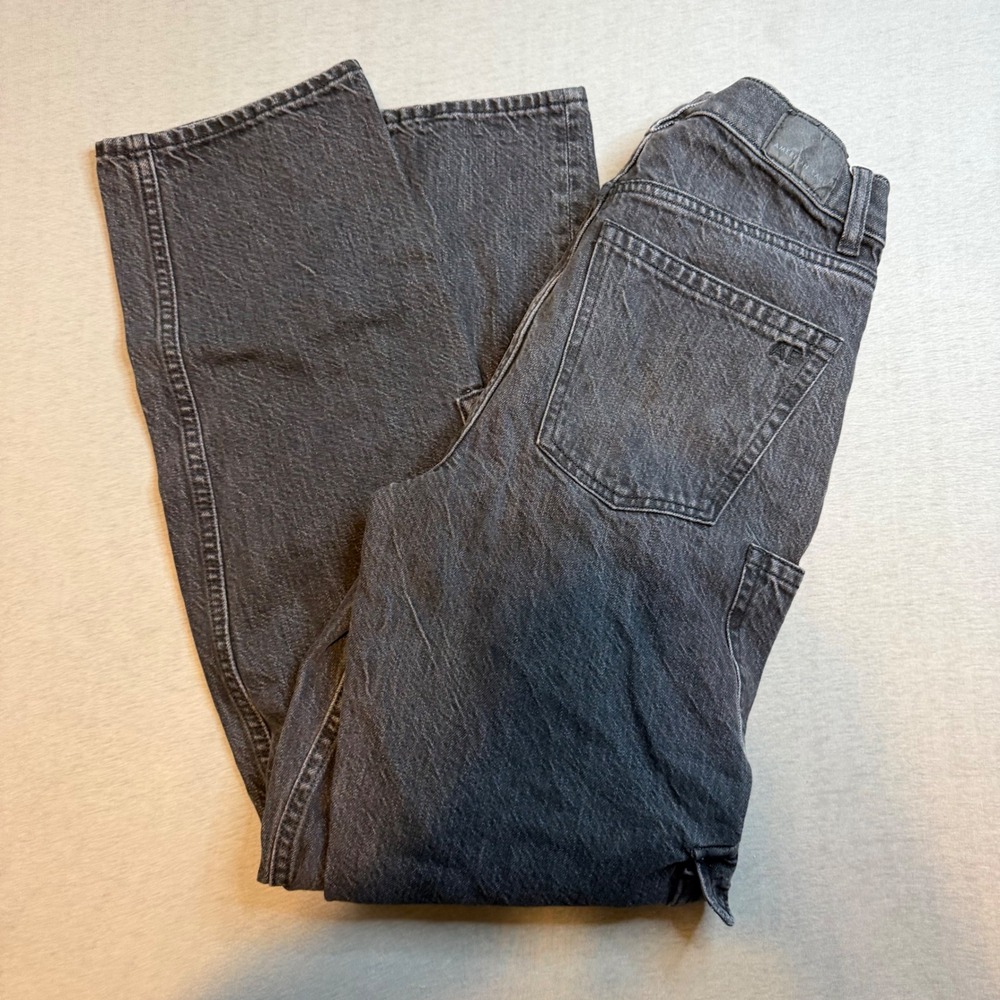 American Eagle Womens 000 Short Cargo Jeans Washed Black High Rise Straight Leg